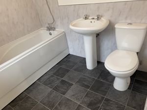 Photo 7- click for photo gallery